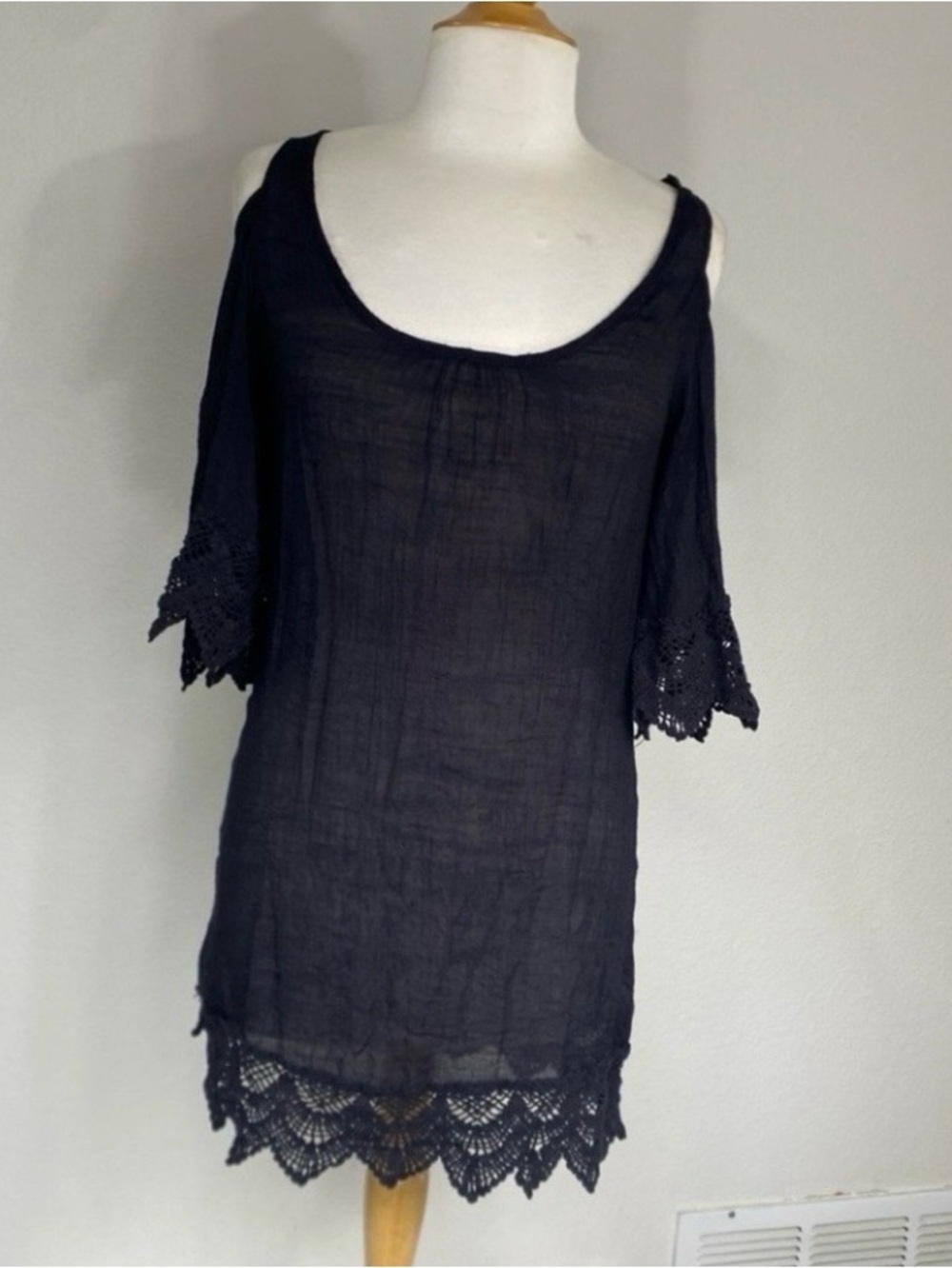Venus Womens Black Crochet Cutout Tunic Size XS Boho Hippie Beach Gypsy Vacation
